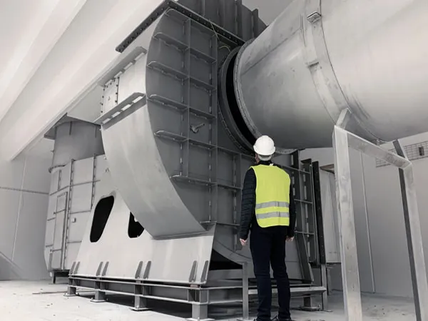 ما هي مروحة الطرد المركزي؟